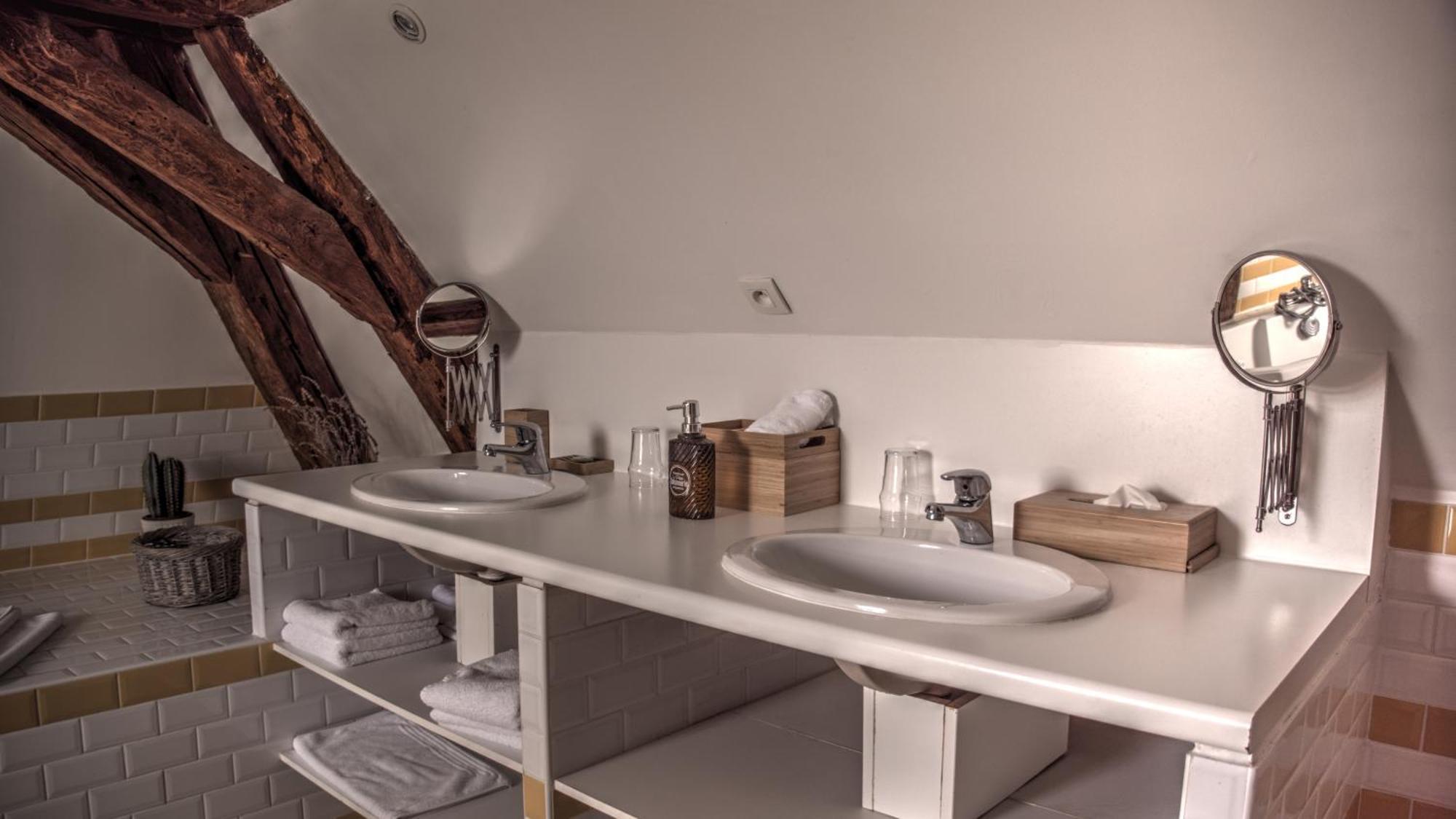 Maison Melrose ヴーヴレ エクステリア 写真